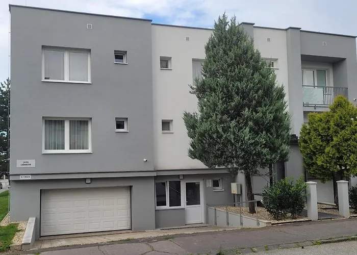 Lägenhet Apartman Kosice *